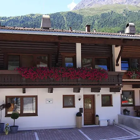 Haus Ingrid Daire Sölden